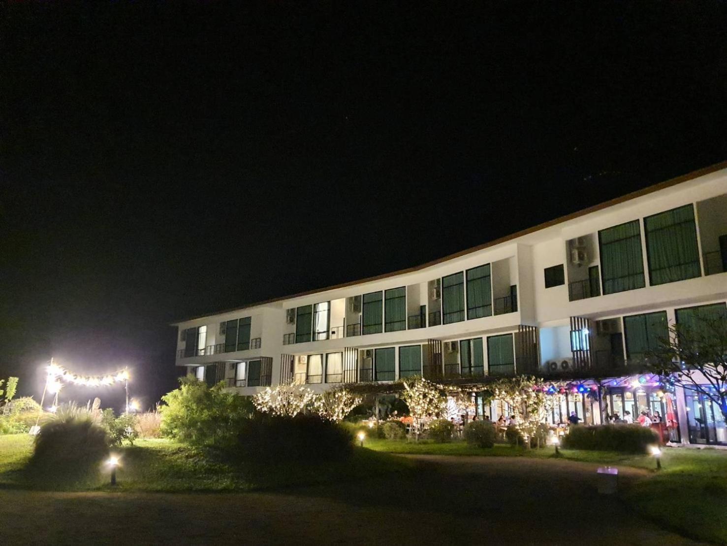 Pathiu The Beach Resort & Residence - Sha Plus מראה חיצוני תמונה
