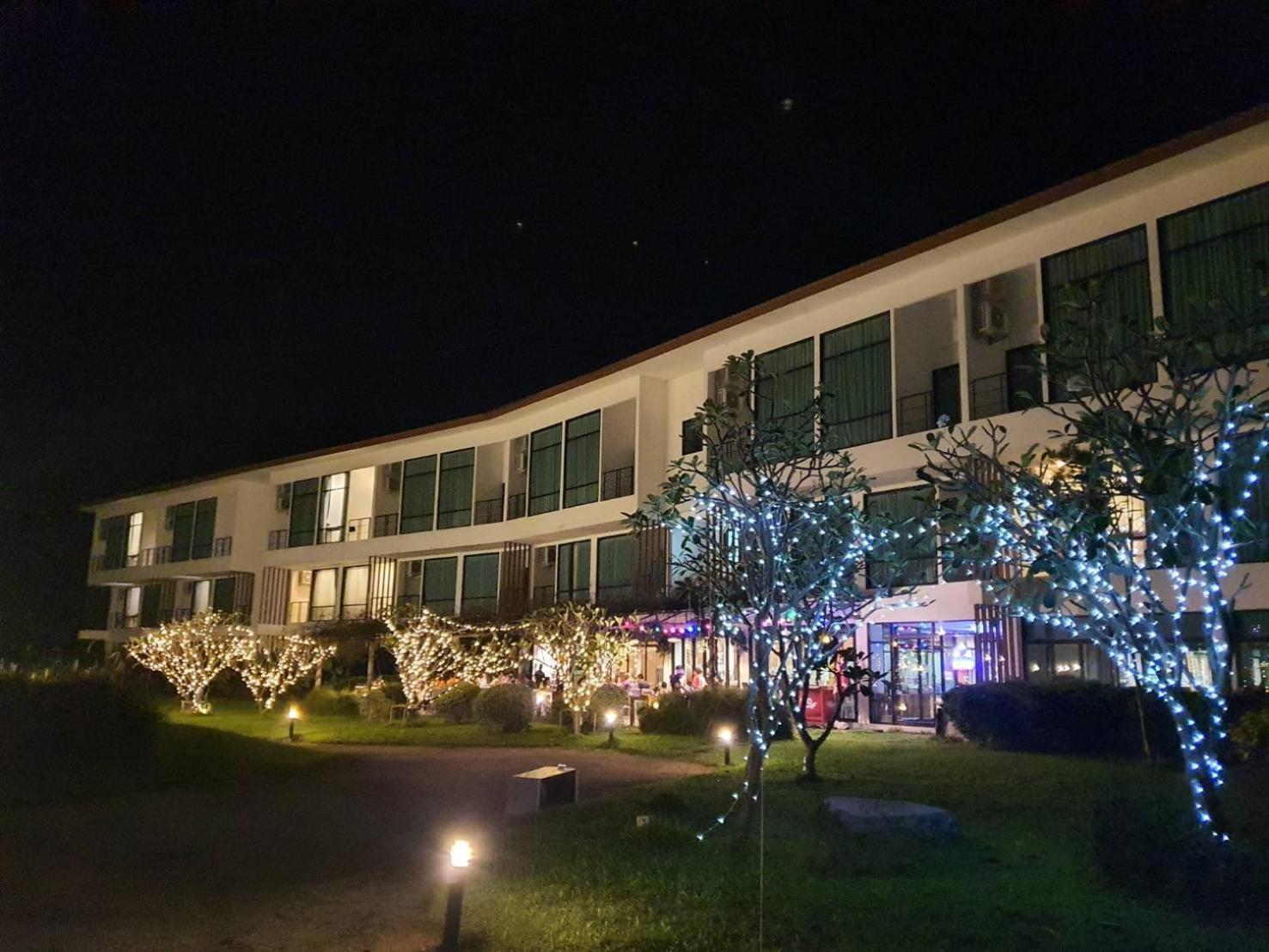 Pathiu The Beach Resort & Residence - Sha Plus מראה חיצוני תמונה
